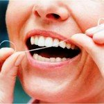Зубные нити – эффективная помощь в здоровье десен