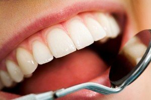 Эстетическая стоматология и гигиена полости рта в борьбе за красоту улыбки 