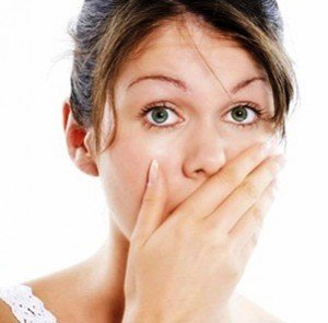 Неприятный запах изо рта, и его лечение 