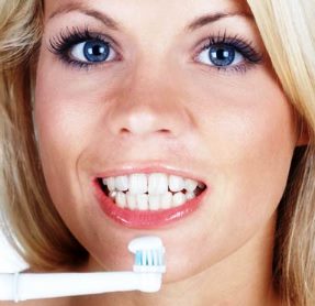 Гигиеническая чистка зубов: что необходимо знать