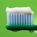 Лечебная зубная паста на страже здоровья десен